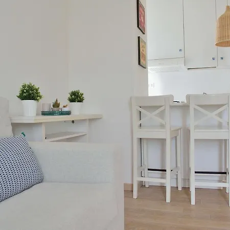 Marianna's Flat Free Wifi Aircon * Milan